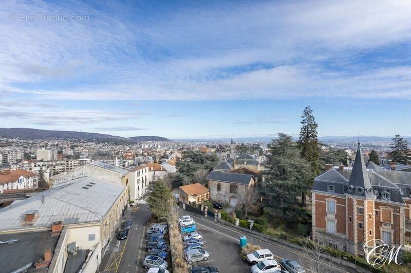 Appartement à CHAMALIERES