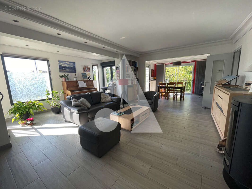 Maison à SUCY-EN-BRIE