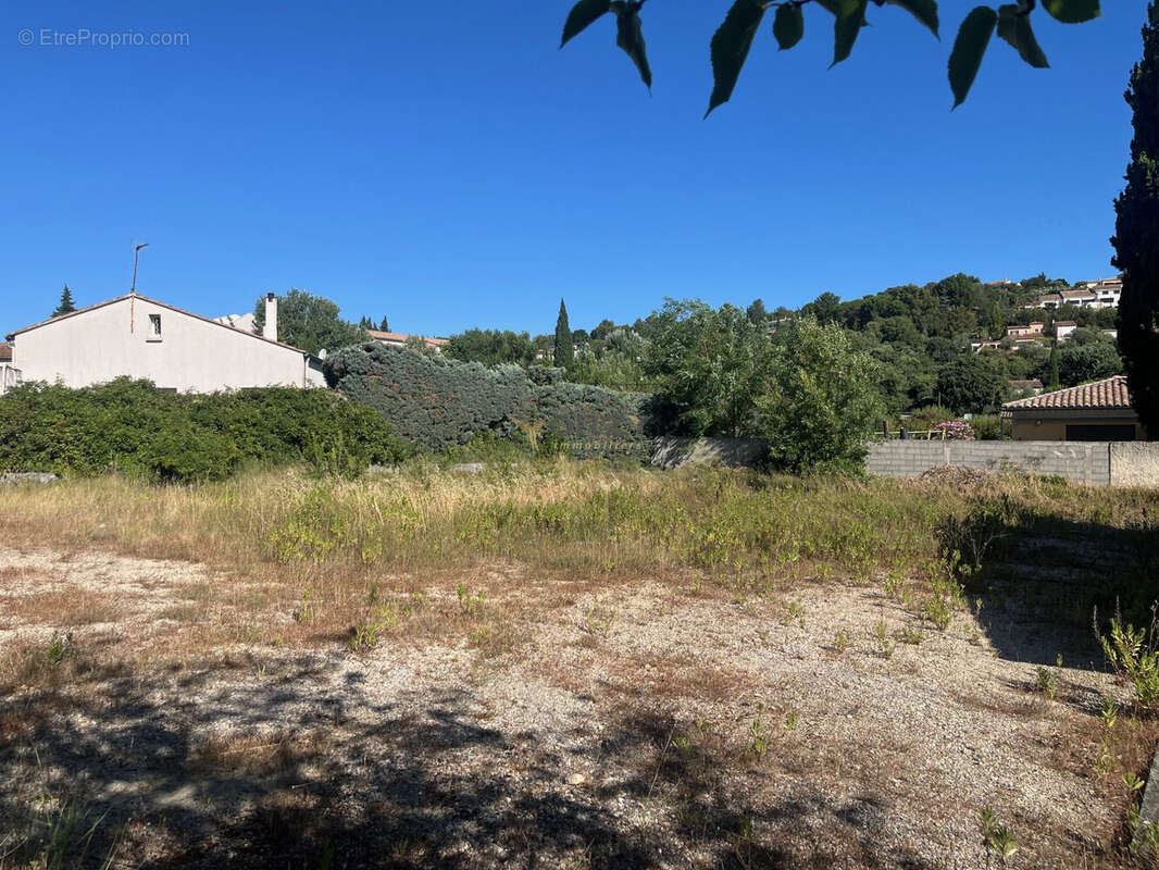 Terrain à ROCHEFORT-DU-GARD