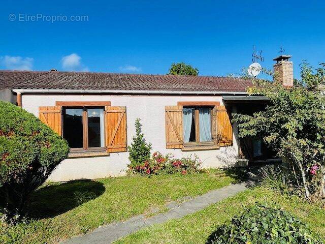 Maison à NEUILLY-SOUS-CLERMONT