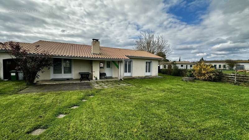 Maison à SAINT-MEDARD-EN-JALLES