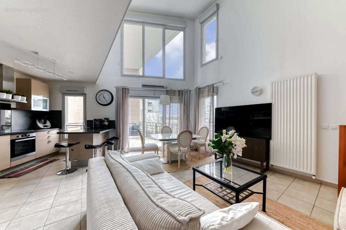 Appartement à VAULX-EN-VELIN