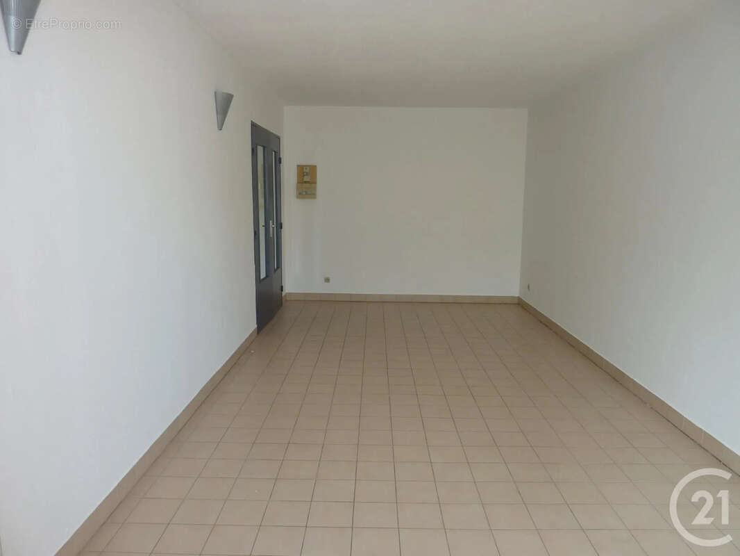 Appartement 63 m² à Sete  - photo 2