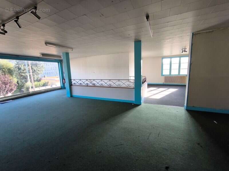 Commerce à CHATEAU-THIERRY