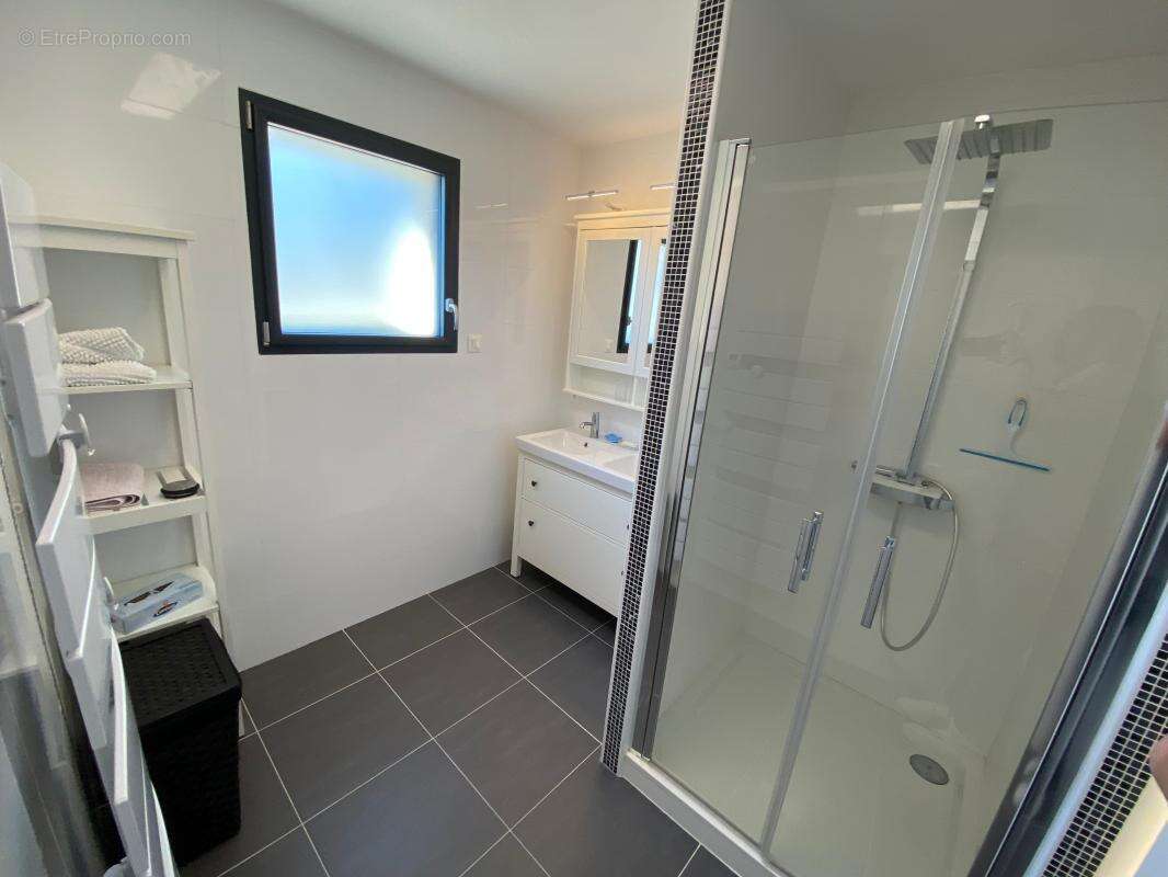 Maison à LES MATHES