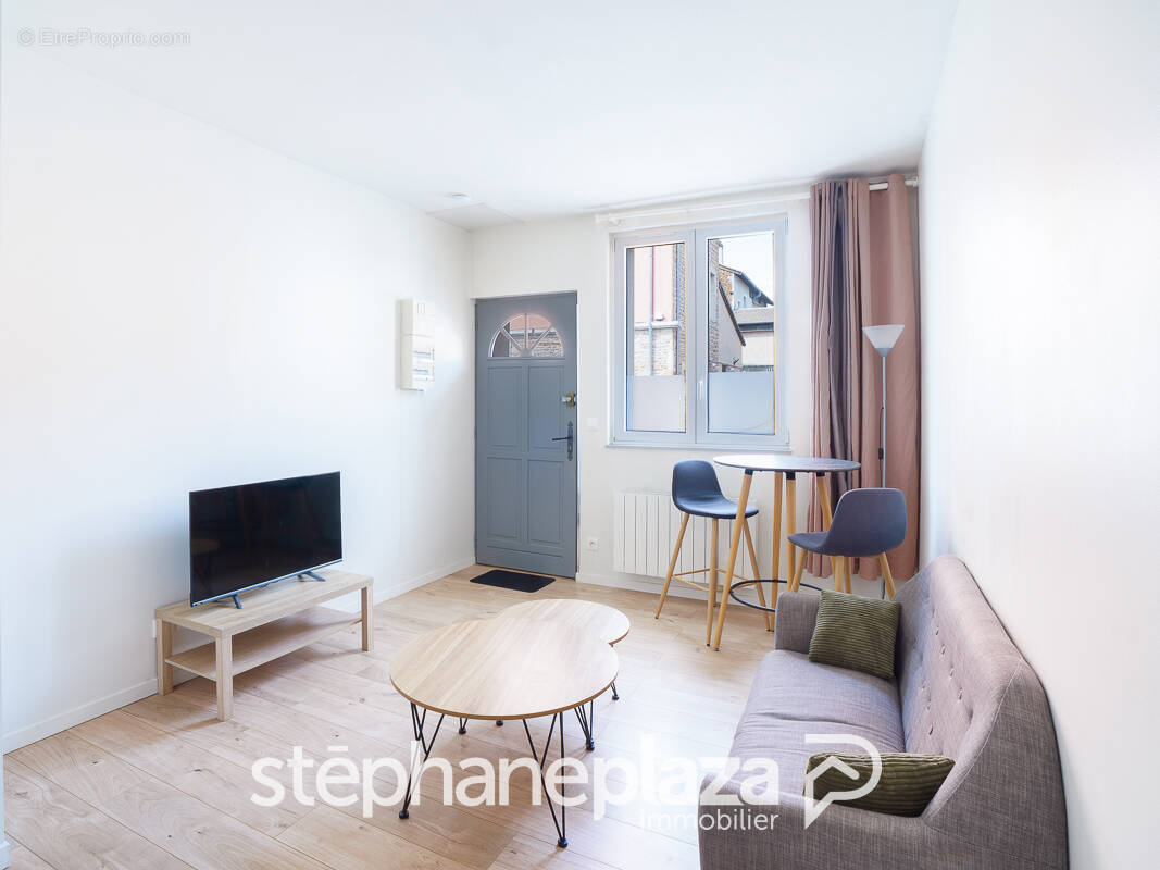 Appartement à SAINT-LAURENT-SUR-SAONE