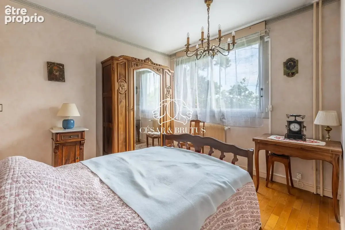 Appartement 129 m² à Sainte-Foy-Les-Lyon  - photo 9