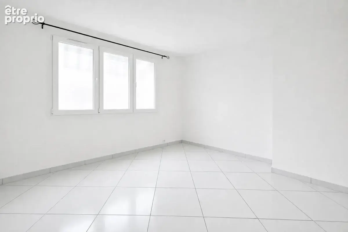 Appartement 4 pièces de 67m² à Ris-Orangis - Centre ville - photo 6