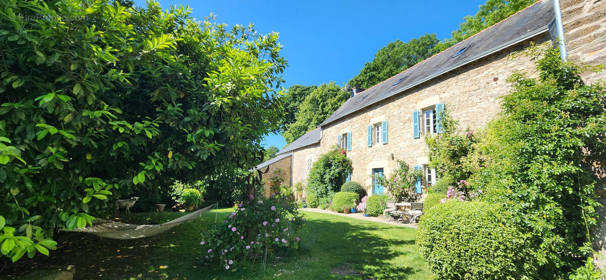 Maison à CLOHARS-CARNOET