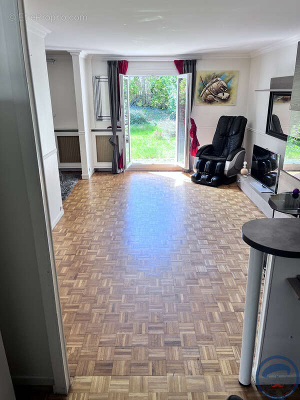 Maison de 5 pièces - 107 m2 - Beau jardin - photo 4