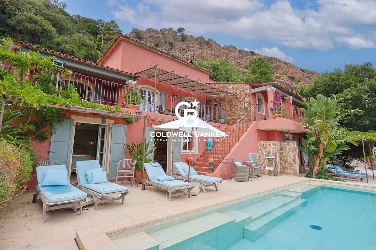 Confort, vue & authenticité et seulement 25 minutes de ST TROPEZ - photo 78