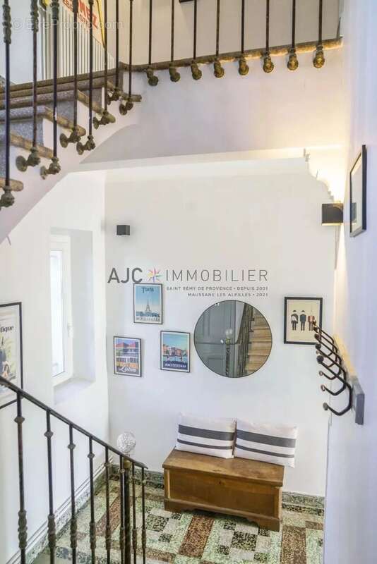 Maison à CHATEAURENARD