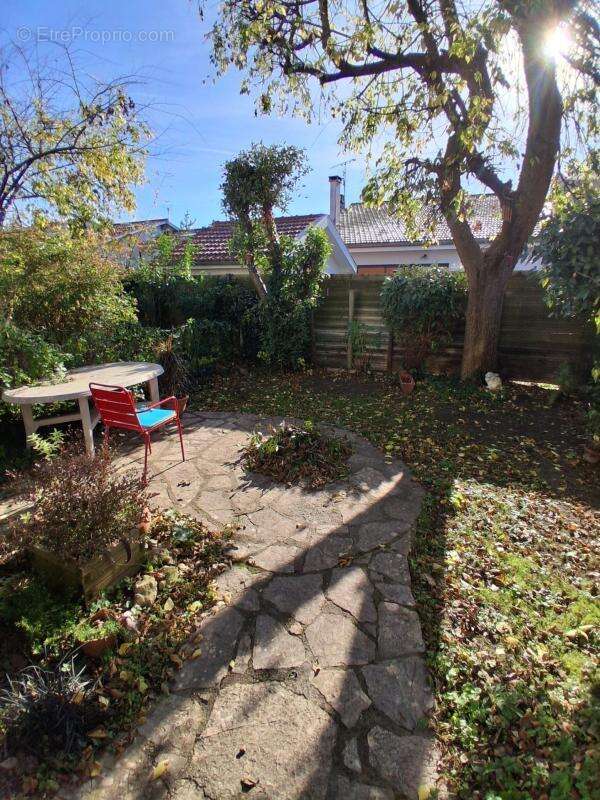 Appartement à LE BOUSCAT