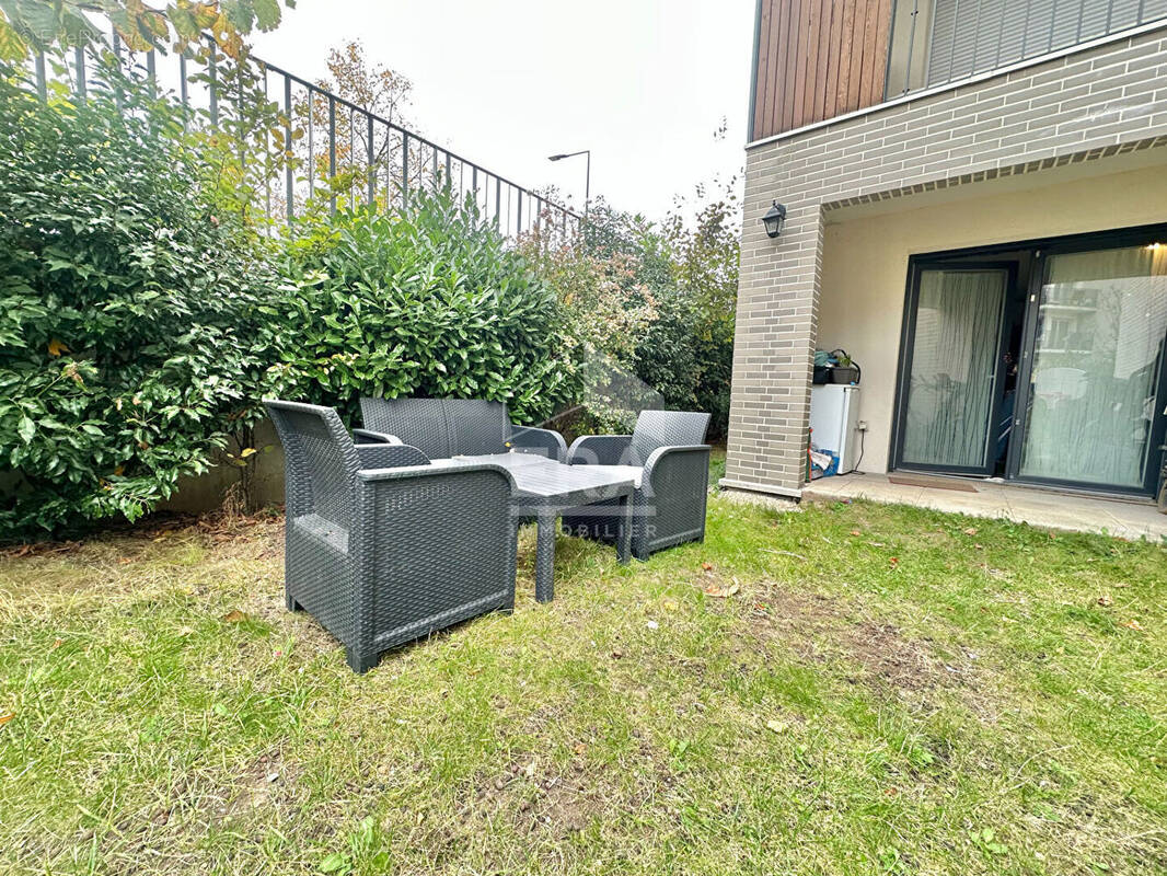 Appartement à SARTROUVILLE