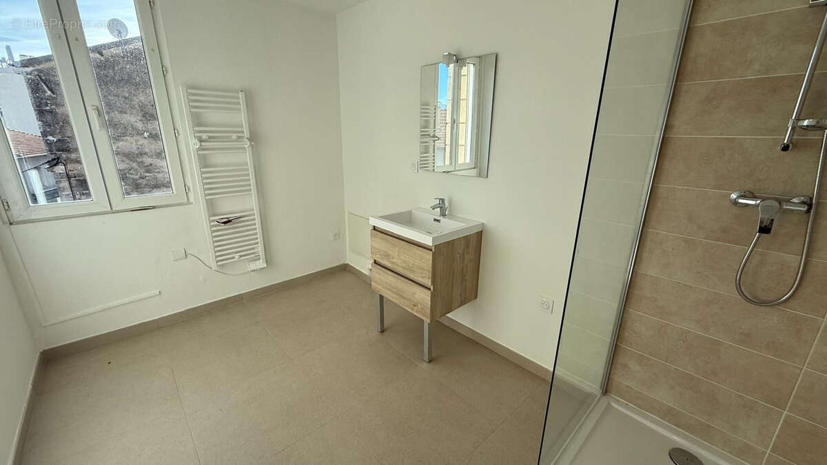 Appartement à ROMANS-SUR-ISERE