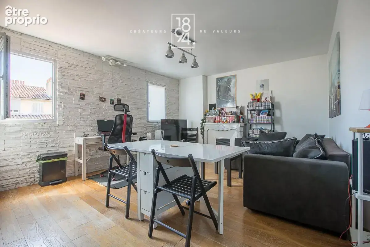 Appartement T2 à vendre Marseille 8ème (13008) I 43 m2 I Rue Paradis I Proche Delibes I - photo 4
