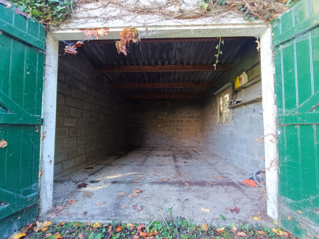 Maison à JUSSY-LE-CHAUDRIER