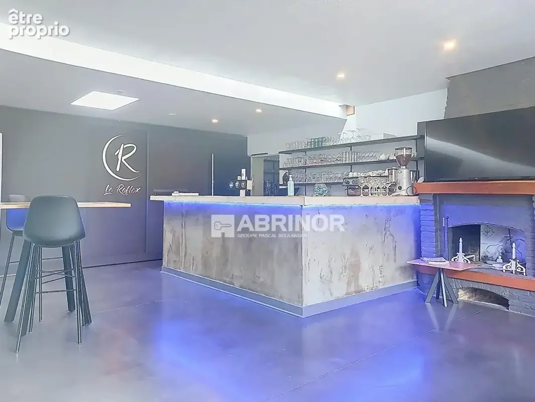 LOCAL COMMERCIAL de 384m² sur une parcelle de 2700m² - photo 7