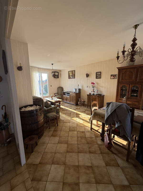 Maison à TOULON-SUR-ALLIER