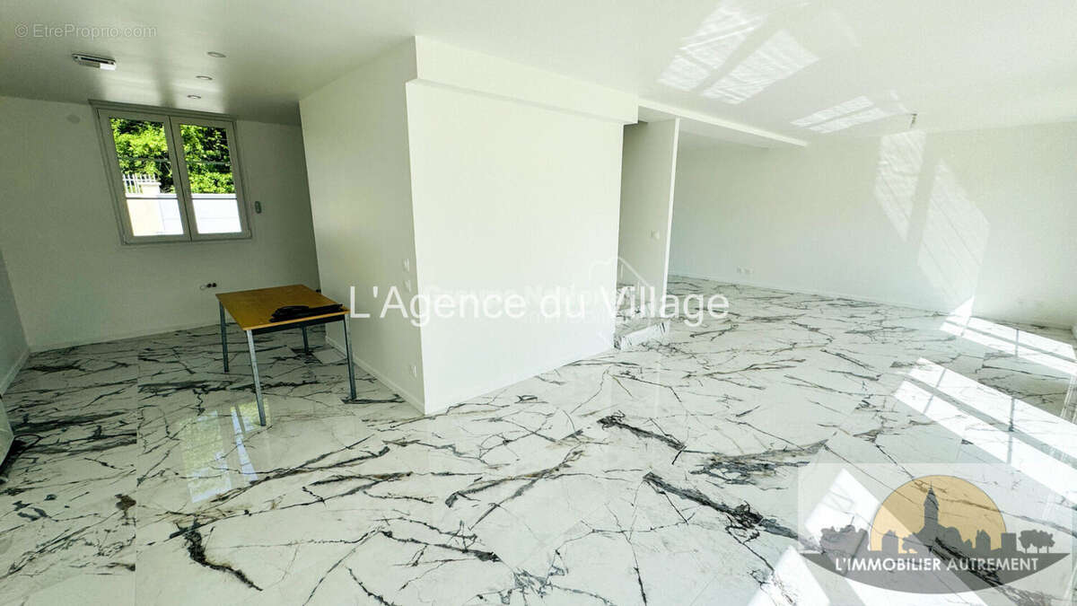 Maison à SAINTE-GENEVIEVE