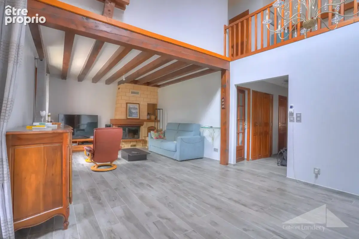 Maison 5 pièces 148 m² à vendre à Saint-Jean-De-Gonville (01630) - photo 5