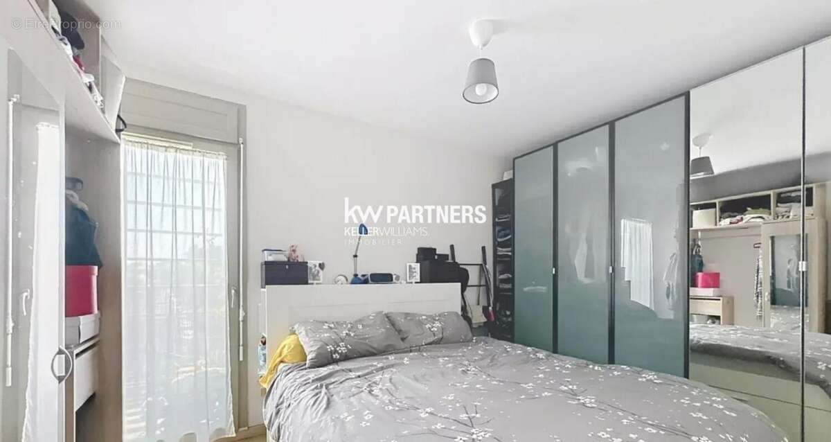 Appartement à NANTERRE