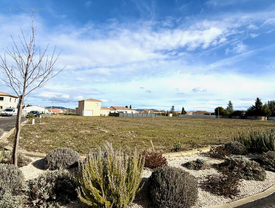 Terrain à PIERRELATTE