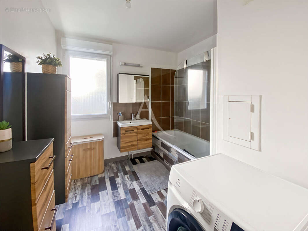 Appartement à VAUREAL
