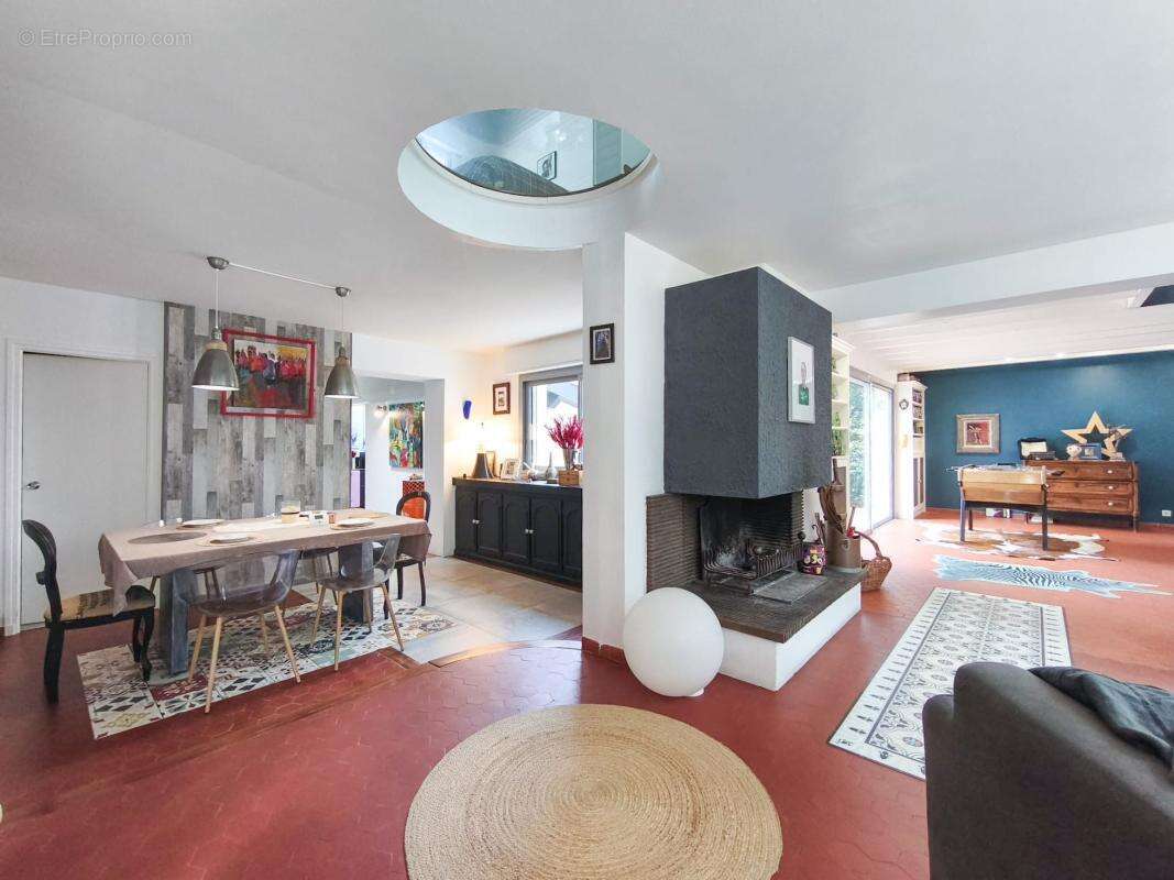 Maison à SAINT-JEAN-DE-VEDAS