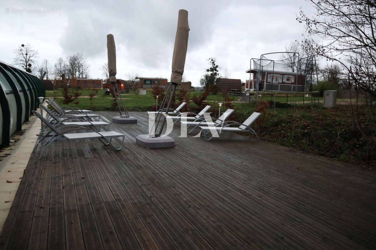 Terrain à MONTEREAU-FAULT-YONNE