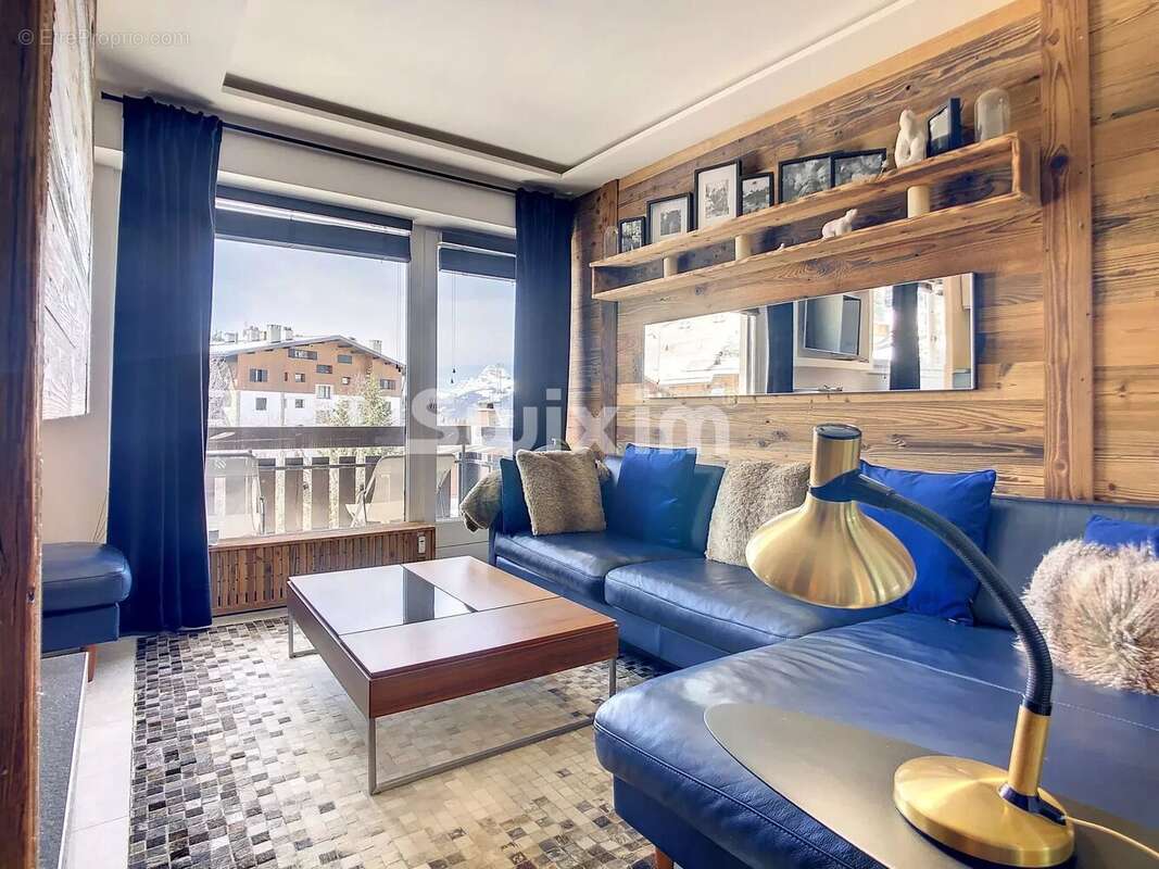 Appartement rénové à vendre skis aux pieds à  Rochebrune Megève. - photo 2