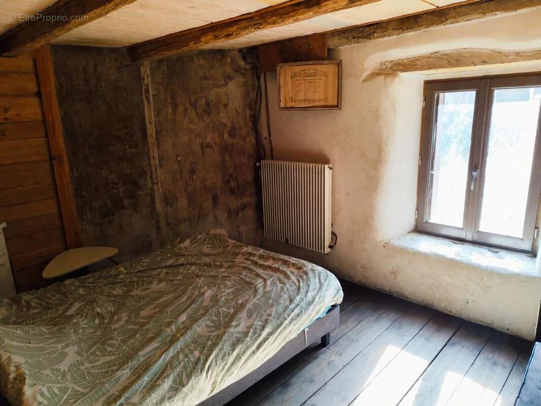 Maison 152 m² à Bourg-Lastic  - photo 7