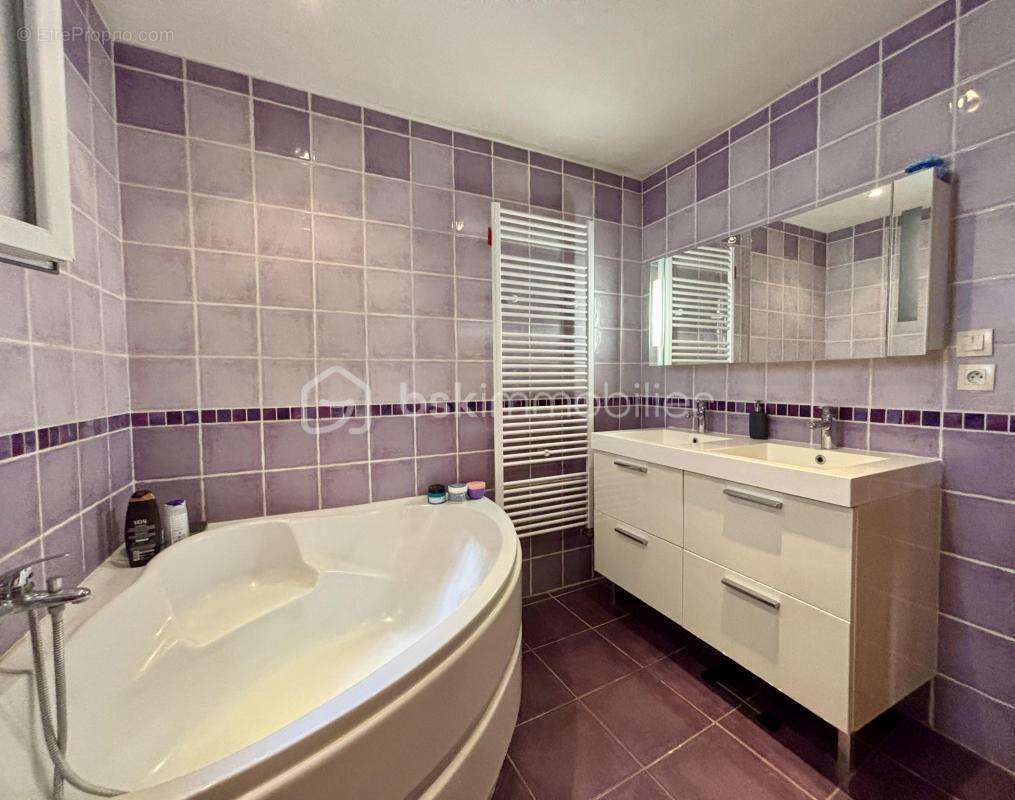 Maison à SEYSSINET-PARISET