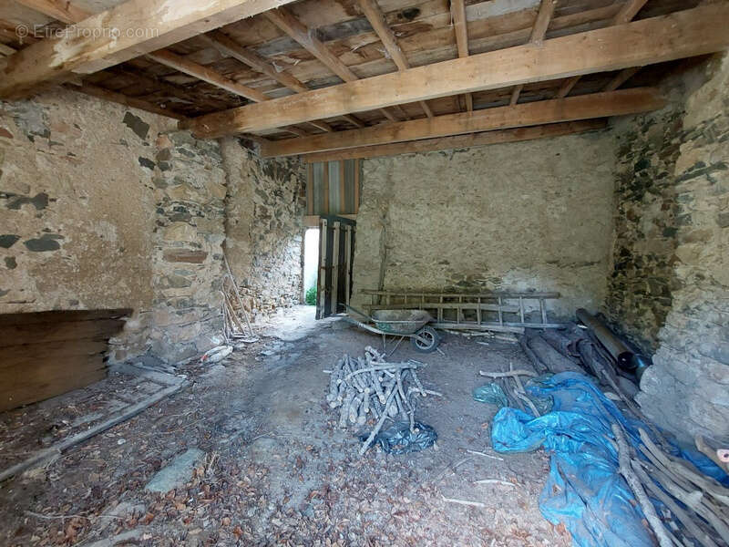 Maison à MELAGUES