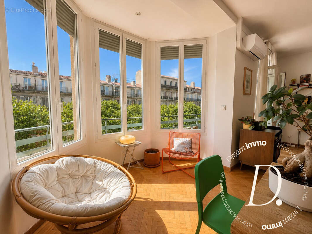 Appartement à MARSEILLE-6E