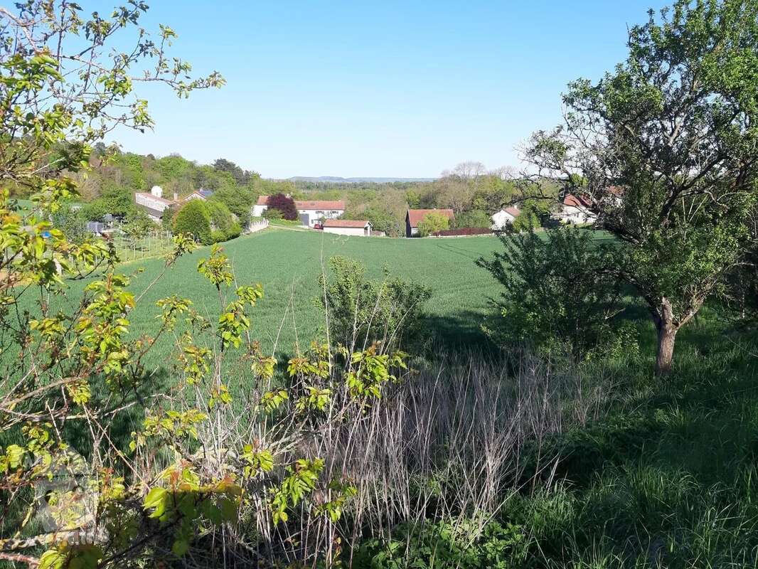 Terrain à GEZONCOURT
