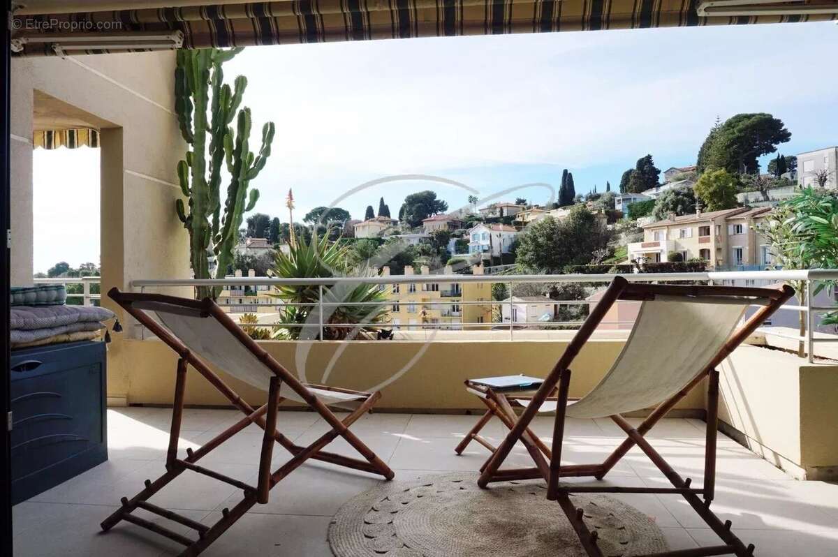 Appartement à ROQUEBRUNE-CAP-MARTIN