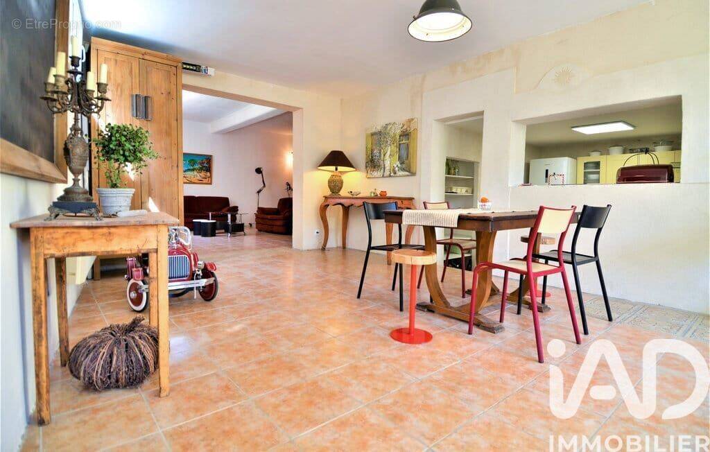 Photo 1 - Maison à SAINT-QUENTIN-LA-POTERIE