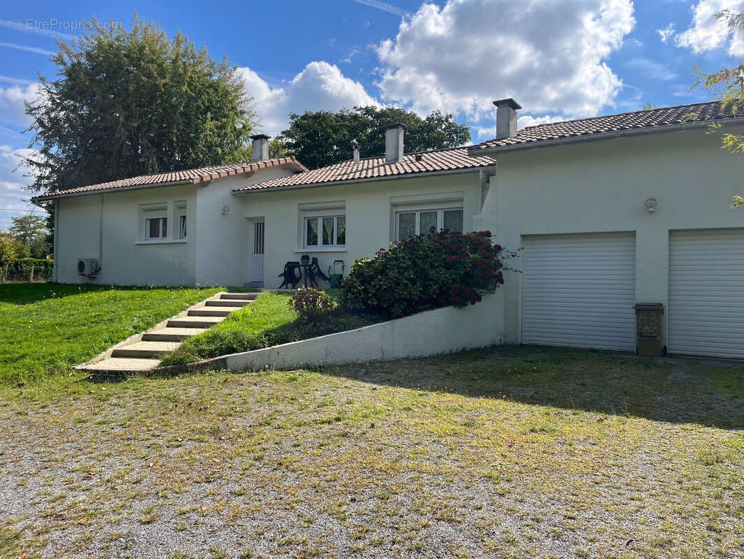 Maison à LIGNAN-DE-BORDEAUX