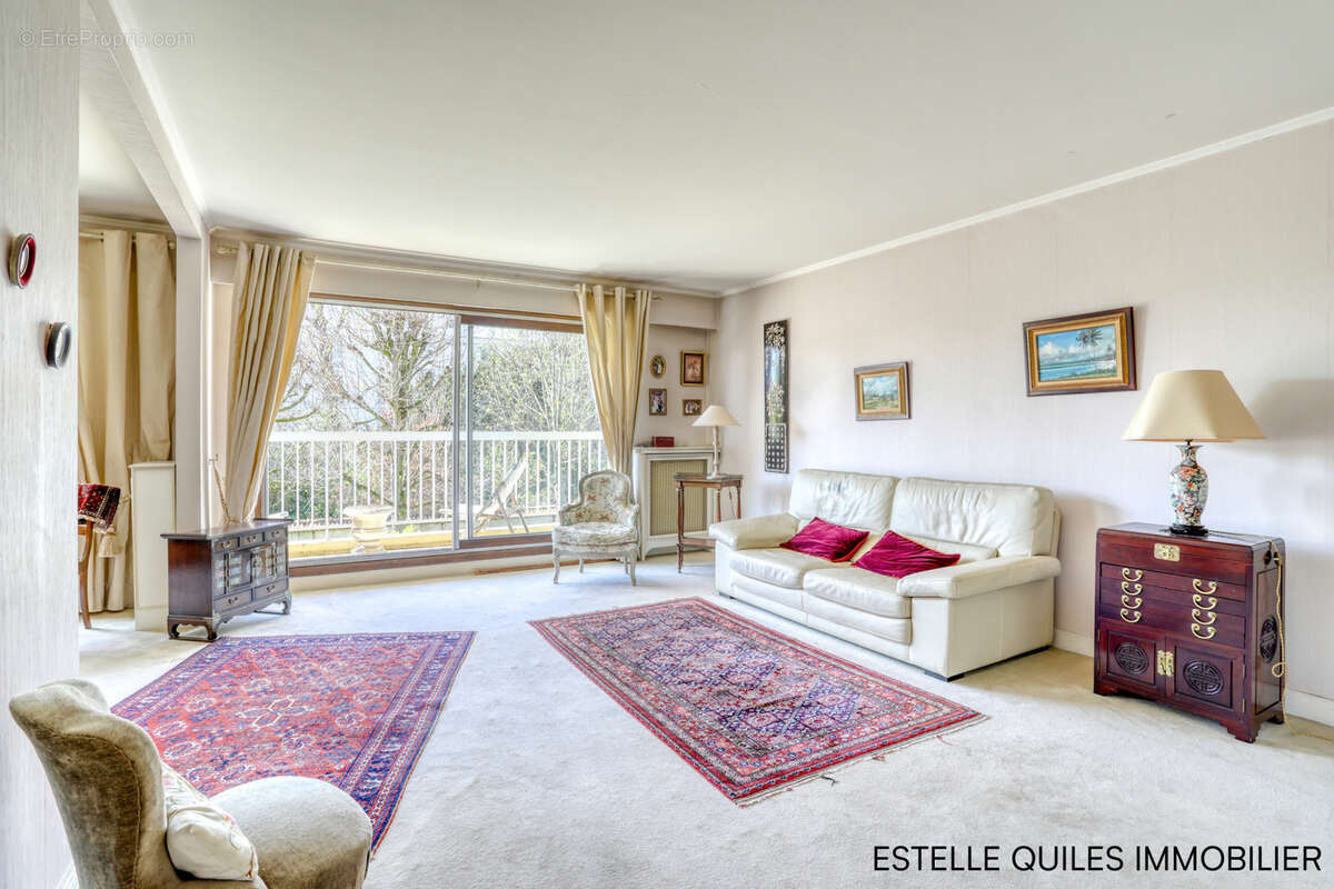 Appartement à VERSAILLES