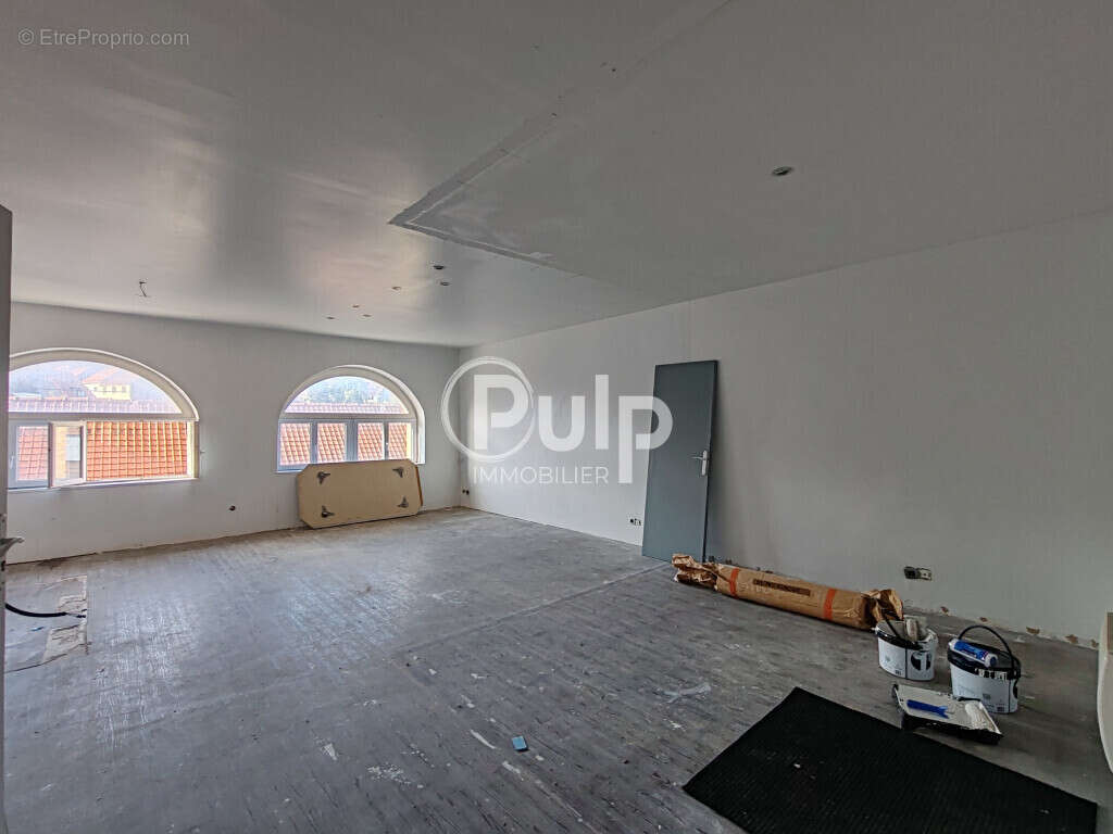 Commerce à CONDETTE