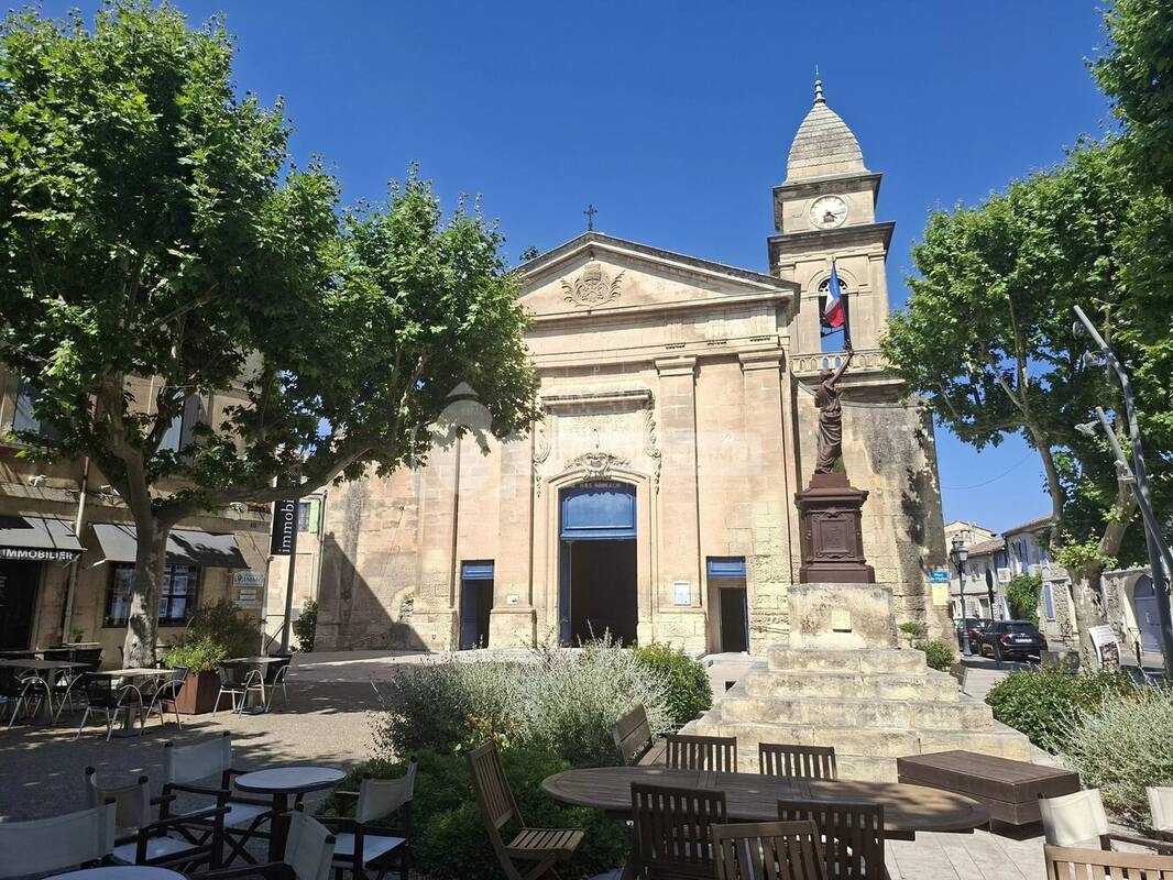 Commerce à FONTVIEILLE