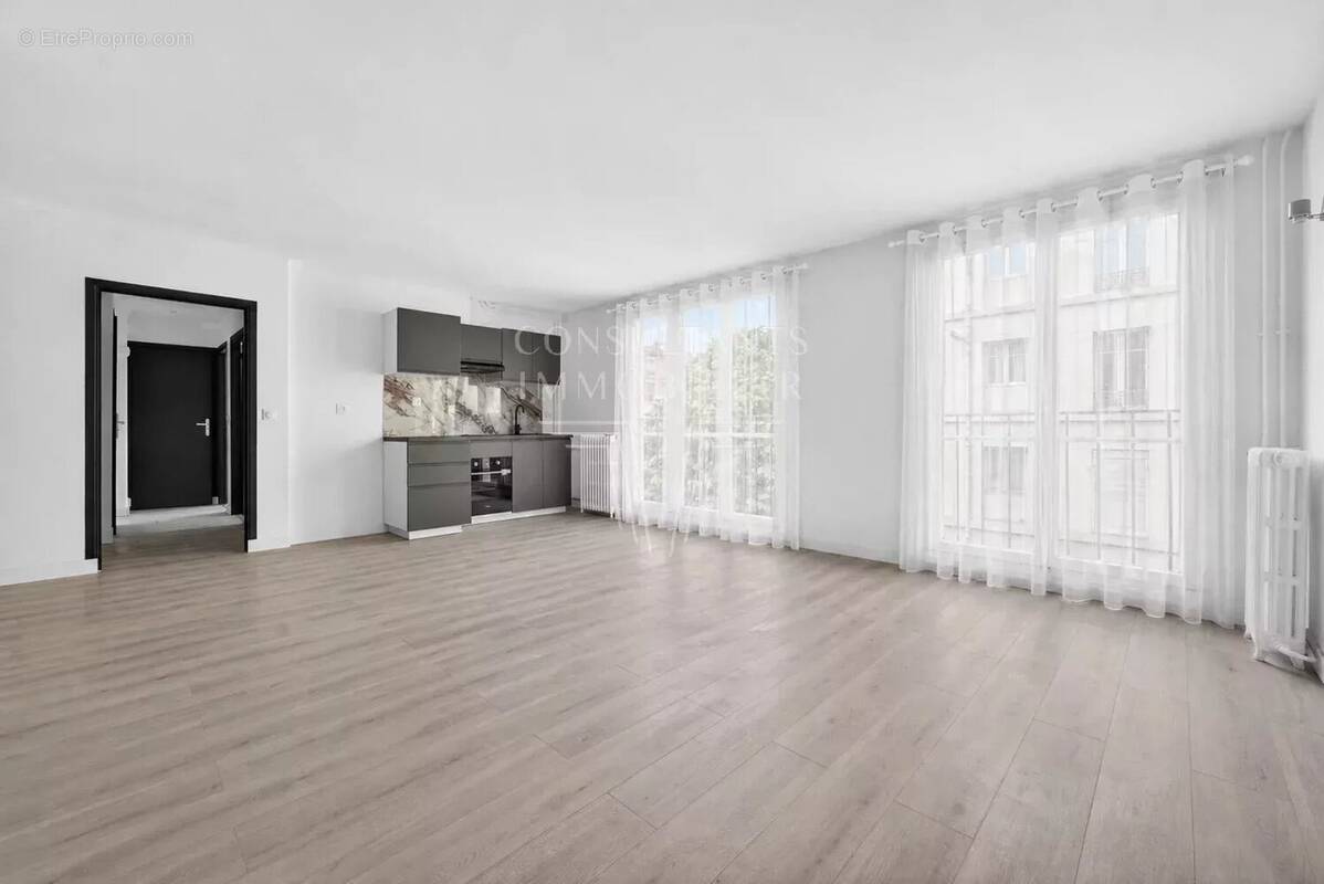 Appartement à LEVALLOIS-PERRET