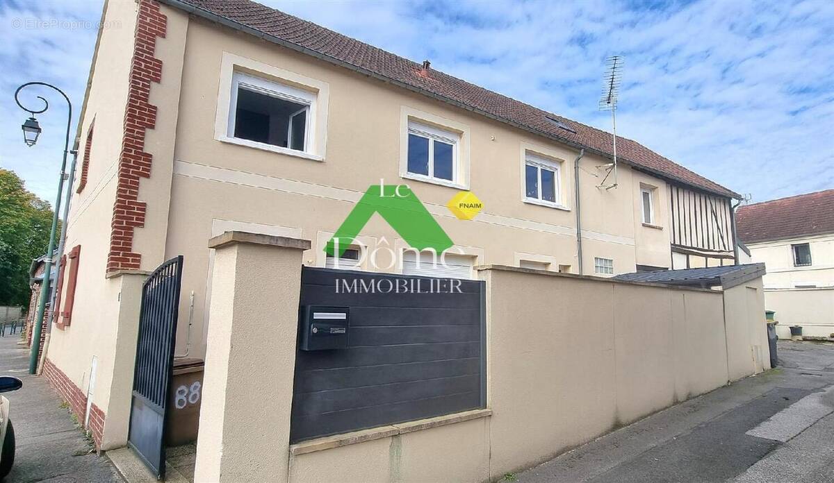 Appartement à SAINTE-GENEVIEVE