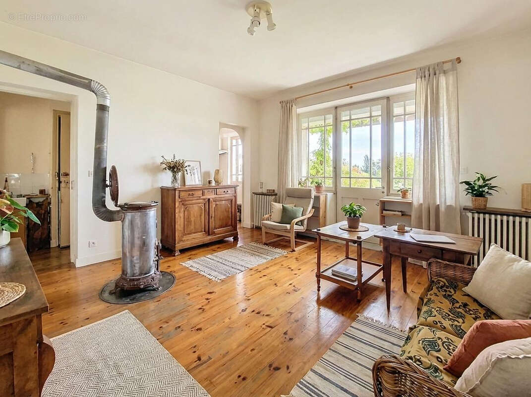 Maison à MONTBRISON