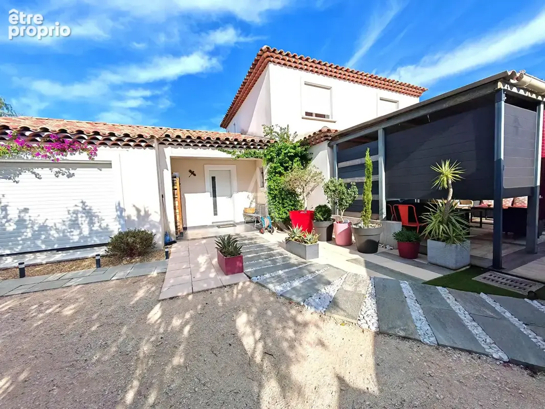 Maison à LA CRAU