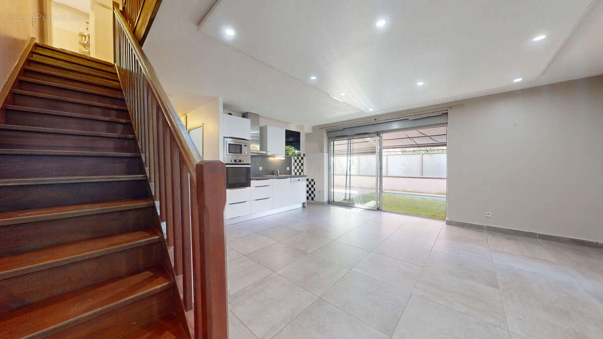 Duplex Grenoble 5 pièce(s) 92.47 m2 - photo 6