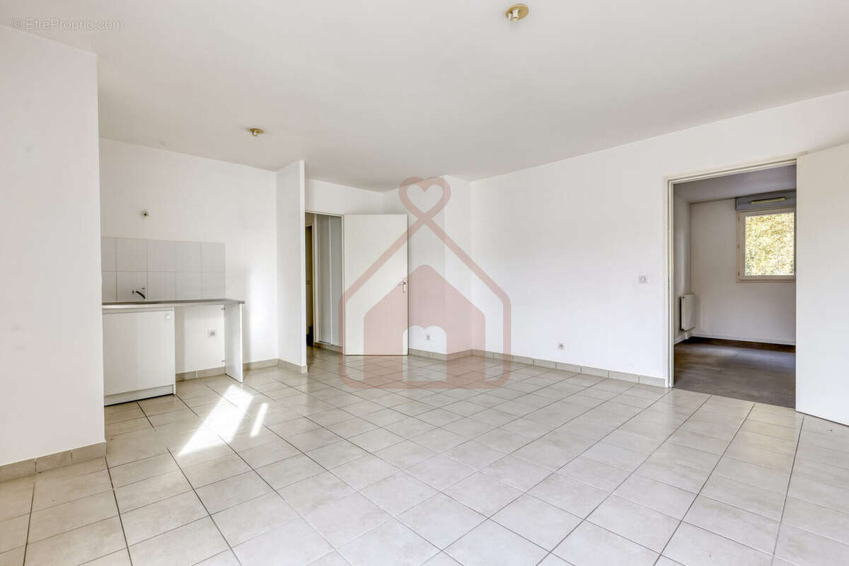 Appartement à LE KREMLIN-BICETRE