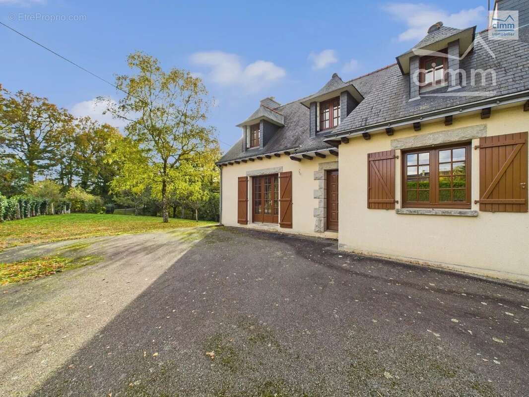 Maison à LES BRULAIS