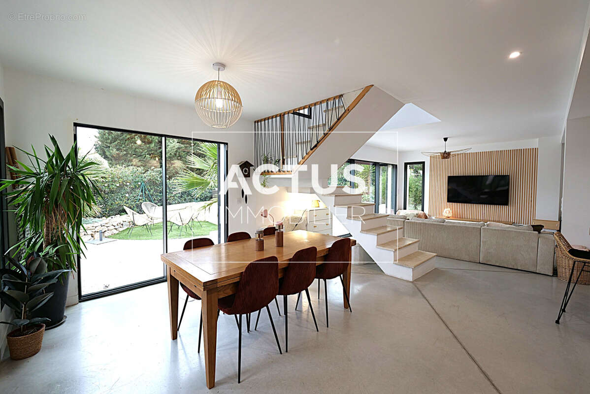 Maison à SALON-DE-PROVENCE